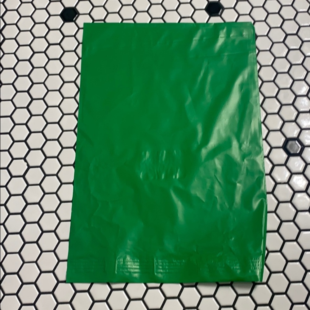 10x13 green polymailers 15 - Picture 3 of 3